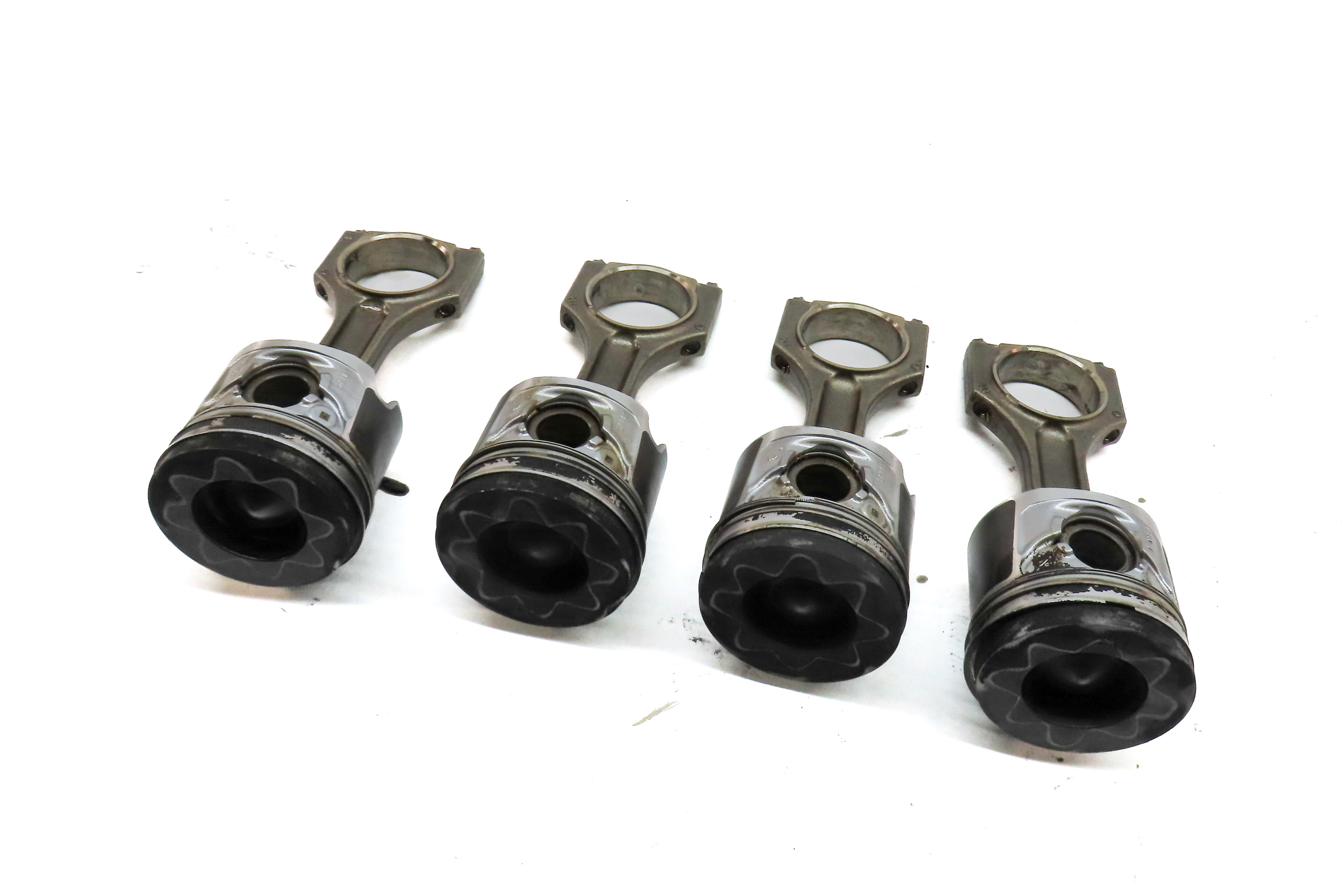 14-18 BMW 328 X3 (F30 F25) 2.0L TURBO DIESEL ENGINE PISTON & CONNECTING ROD SET4 — exact item pictured